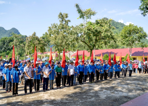 Các đoàn viên và đại biểu tham gia phát động